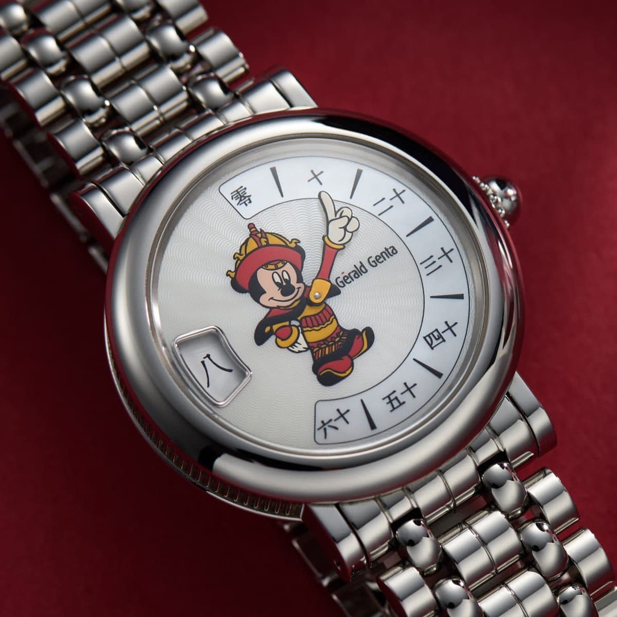 Gérald Genta Gerald Genta Retro "Fantasy" Limited Edition Hong Kong Disneyland 36mm photo 2