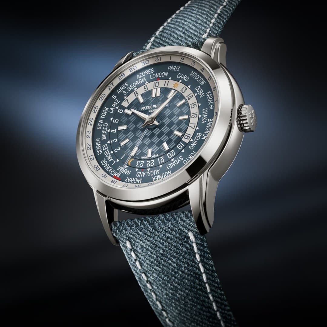 Patek Philippe Complications World Time White Gold Blue Dial 40mm photo 2