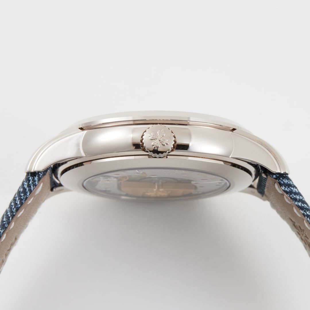 Patek Philippe Complications World Time White Gold Blue Dial 40mm photo 5