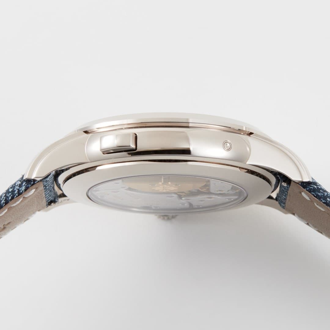 Patek Philippe Complications World Time White Gold Blue Dial 40mm photo 6