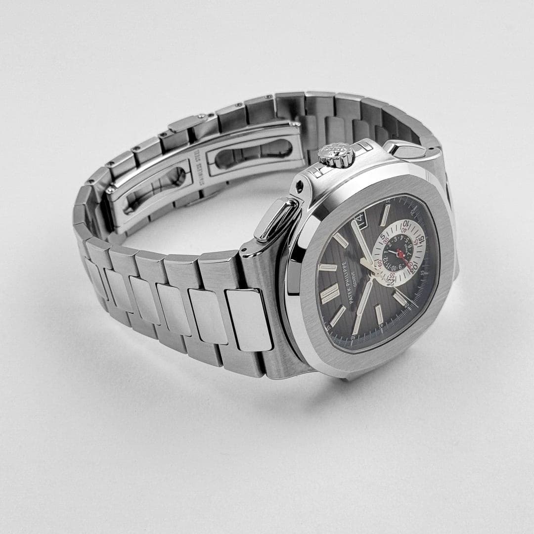 Patek Philippe Nautilus Chronograph Steel Black Dial 40mm photo 4